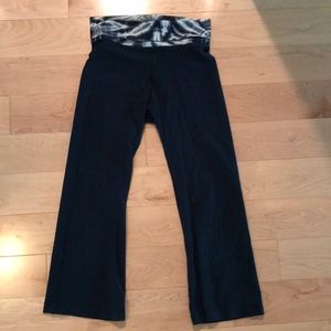 Hard Tail Rolldown Flare Capri